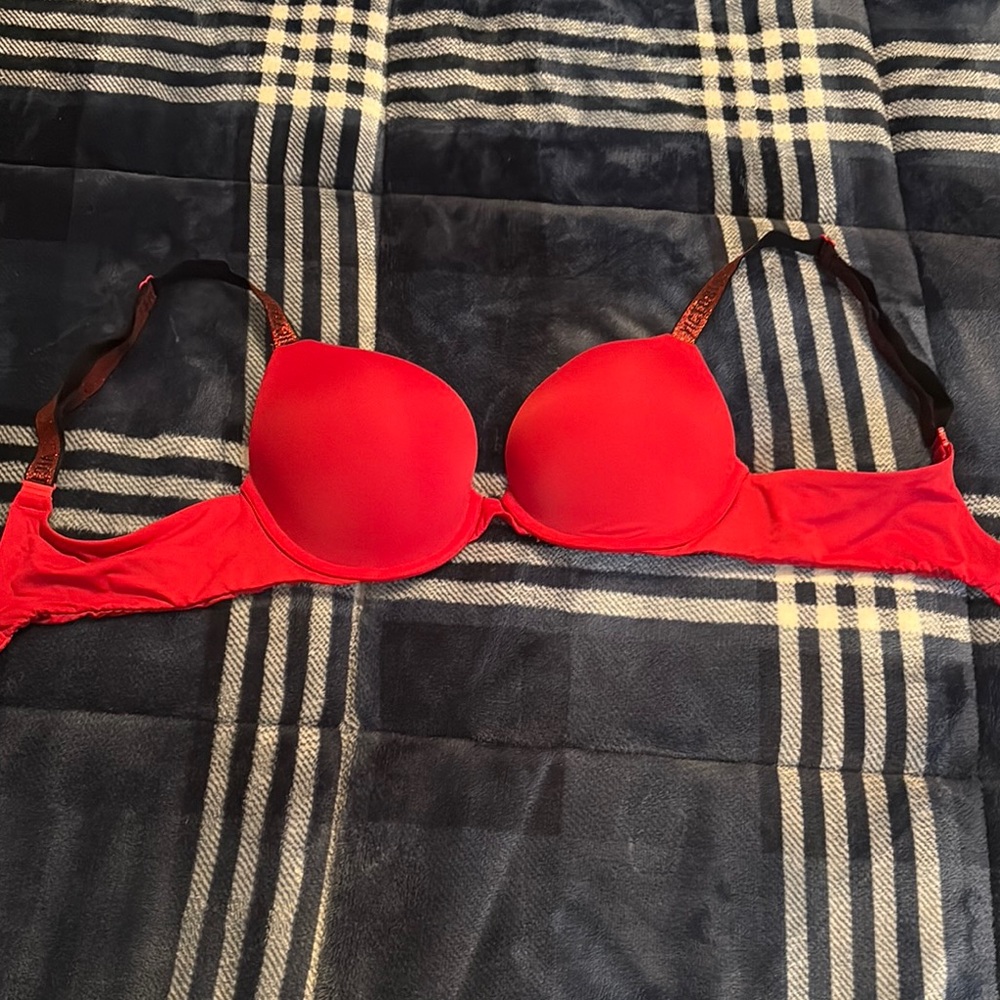 Victoria's Secret Red Underwire Bra with Adjustable Straps